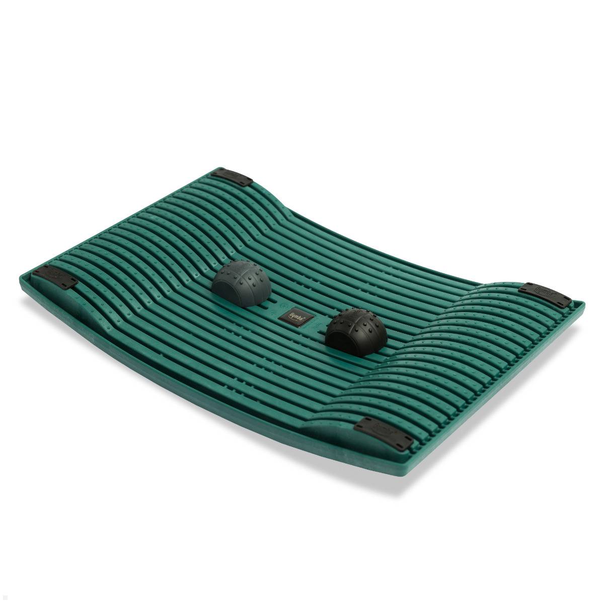 Ein strukturiertes türkises Balance Board mit zwei abnehmbaren schwarzen Halbkugeln, entwickelt zur Verbesserung der Rumpfkraft und Stabilität.