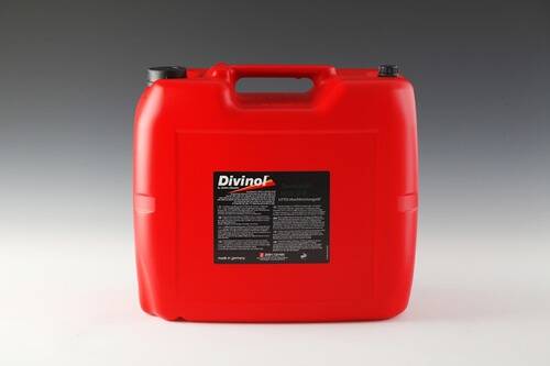 Ein Paar orange-schwarze Mehrkanten-Scheren, die zum Schneiden von Materialien unter verschiedenen Winkeln verwendet werden und Metallklingen sowie Griffpolster aus Gummi zeigen.