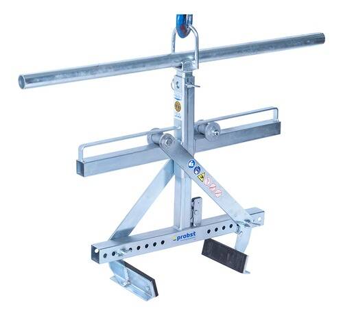 Ein großer, leerer schwarzer Kunststoff-Lagerbehälter mit glatten Seiten und abgerundeten Kanten.