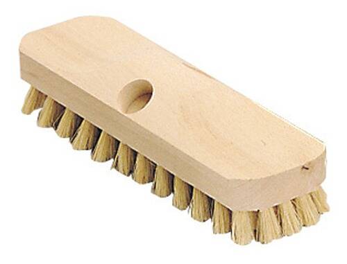 Eine Holzschrubbbürste mit dichten, groben Borsten zum Reinigen von Oberflächen.