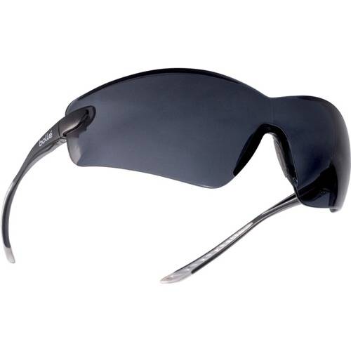 Schlanke, rahmenlose schwarze Sonnenbrille mit gewölbten Gläsern und dünnen Bügeln, entwickelt für Sport- oder Outdoor-Aktivitäten.