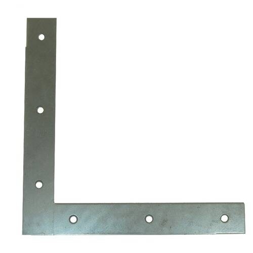 Eine L-förmige Metallklammer mit Schraubenlöchern, die im Bauwesen oder bei der Möbelmontage zur Unterstützung und Stabilisierung verwendet wird.