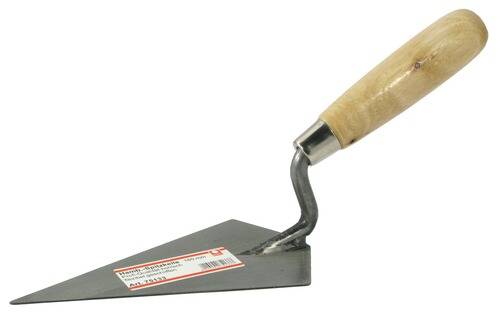 Ein Metaltkelle mit dreieckigem Blatt und hölzernem Griff wird gezeigt, typischerweise verwendet für Mauerwerks- oder Verputzarbeiten.
