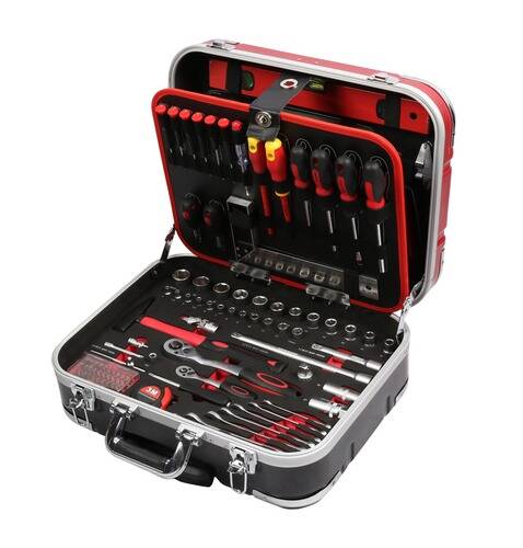 Eine offene Werkzeugkiste mit einem organisierten Satz von Werkzeugen, einschließlich Schraubenschlüsseln, Schraubendrehern und Stecknüssen, angeordnet in Schlitzen und Fächern.