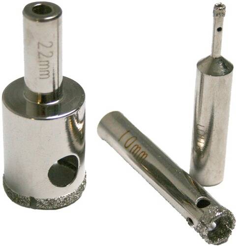 Drei Silber-Diamantbohrkronen verschiedener Größen werden auf weißem Hintergrund gezeigt, gekennzeichnet mit „22 mm