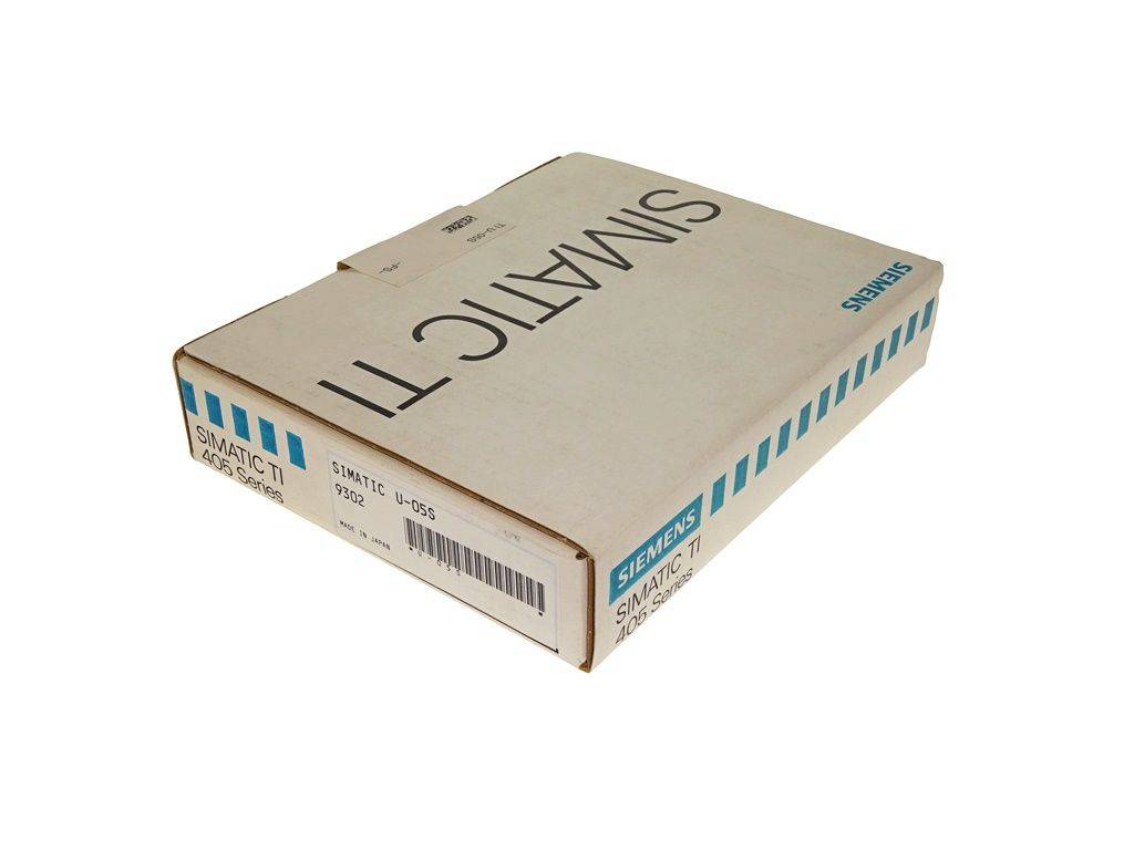 Kartonbox mit der Beschriftung „SIMATIC TI 505 Series