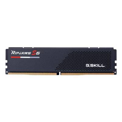 Ein G.SKILL Ripjaws S5 RAM-Modul mit eleganter schwarzer Kühlerkonstruktion mit subtilen roten und weißen Akzenten, geeignet für High-Performance-Computing.