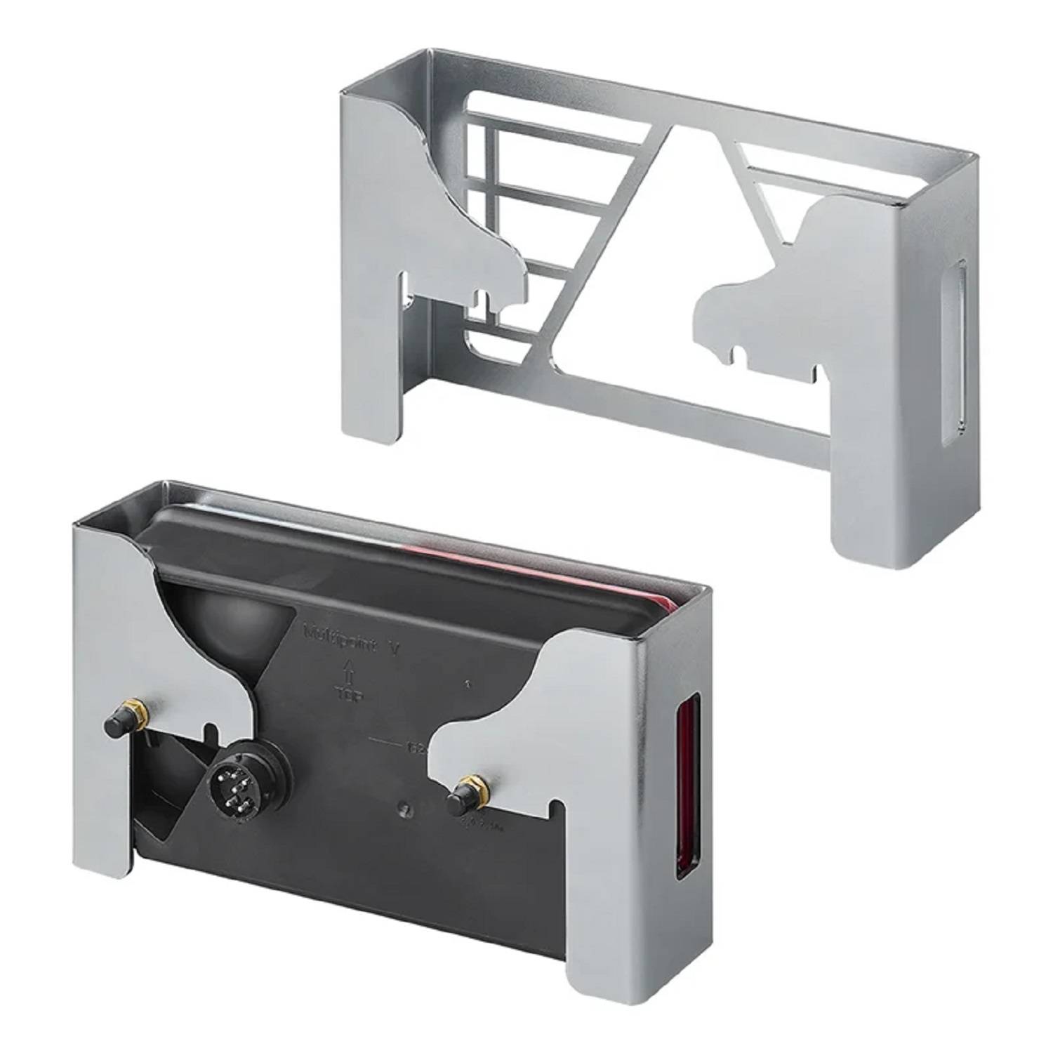 Zwei Anhänger-Rückleuchten-Schutzvorrichtungen, eine gerahmt und eine massiv, entwickelt um Leuchten durch Metallschutzvorrichtungen vor Stößen zu schützen.