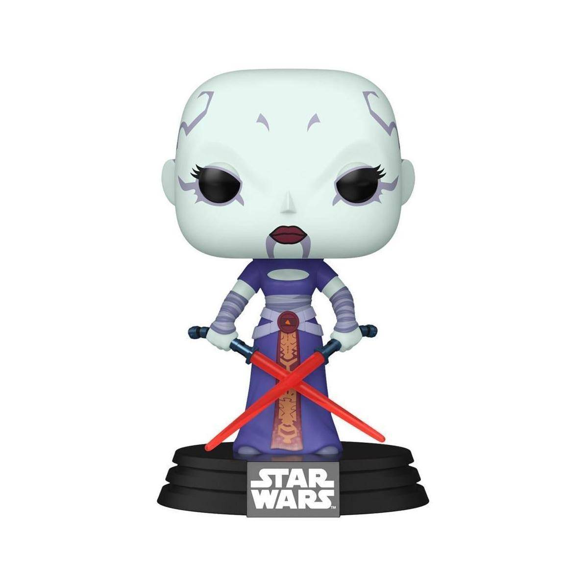 Eine stilisierte Vinyl-Figur einer Figur aus Star Wars, die zwei rote Lichtschwerter hält, steht auf einem schwarzen Sockel mit der Aufschrift 