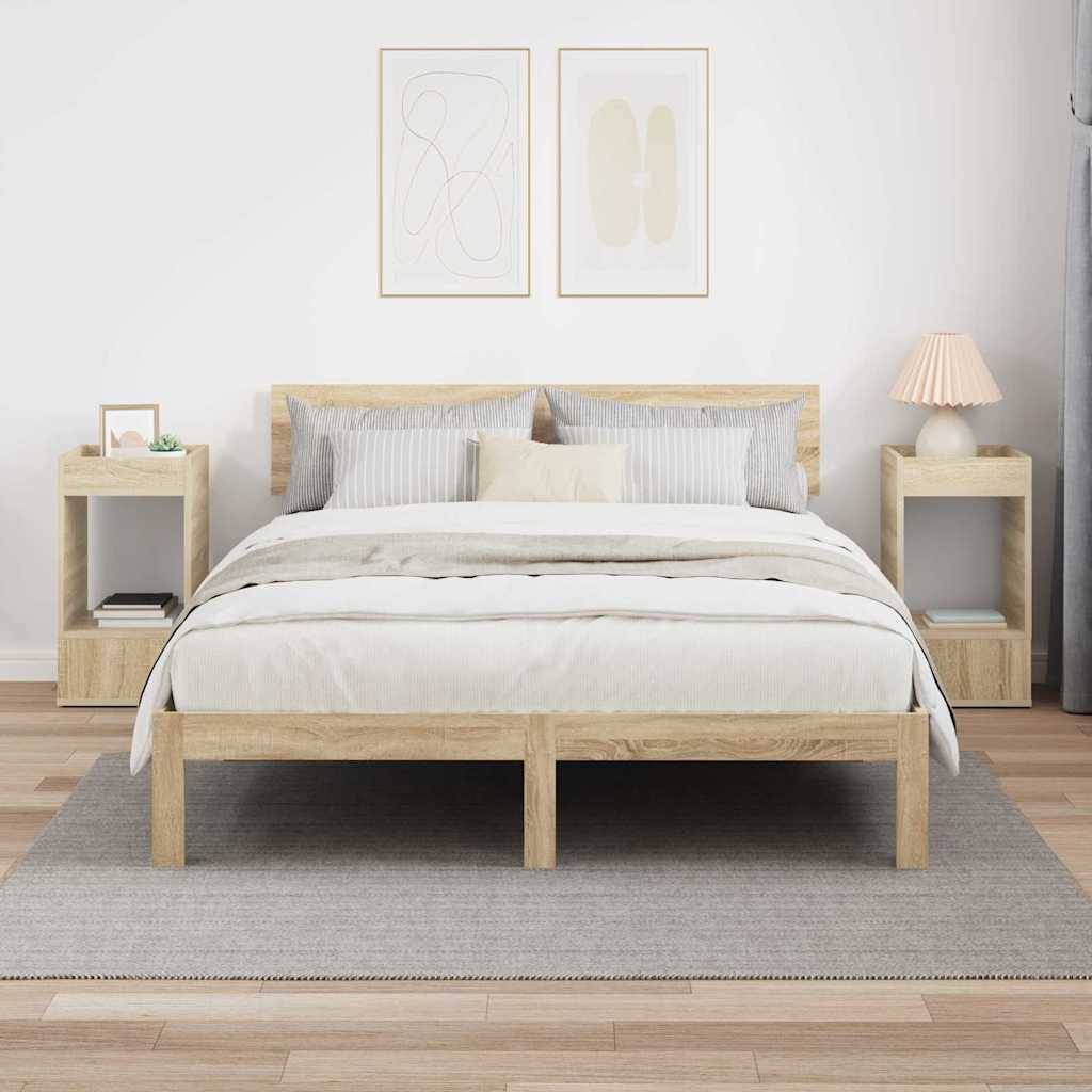 Holzbett mit weißer Bettwäsche in einem modernen Schlafzimmer. Zwei Nachttische mit Lampen flankieren das Bett. Minimalistische Kunstwerke hängen über dem Bett.