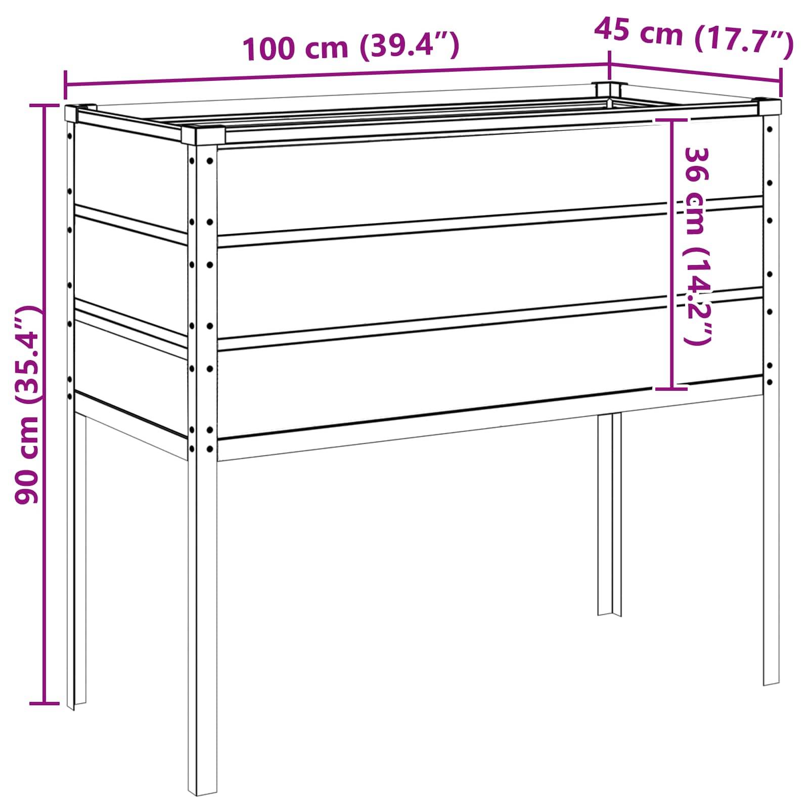 Ein Kingsize-Bett mit einer schwarzen gesteppten Bettdecke, zwei weißen Kissen und einem schwarzen Kopfteil.