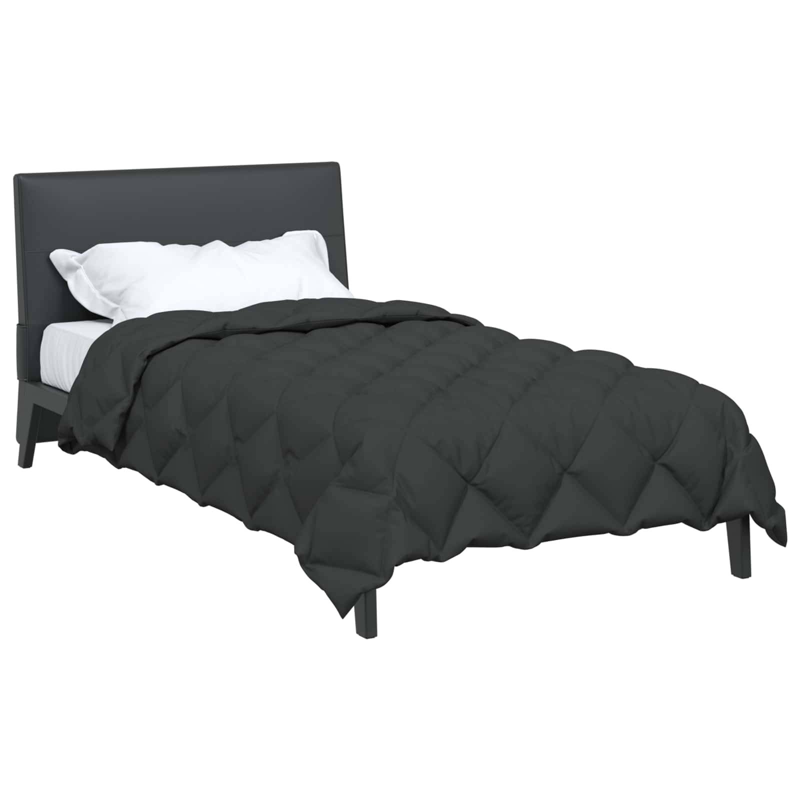 Ein schwarz gepolstertes Bett mit einer schwarz gesteppten Steppdecke im Rautenmuster und weißen Kissen auf weißem Hintergrund.