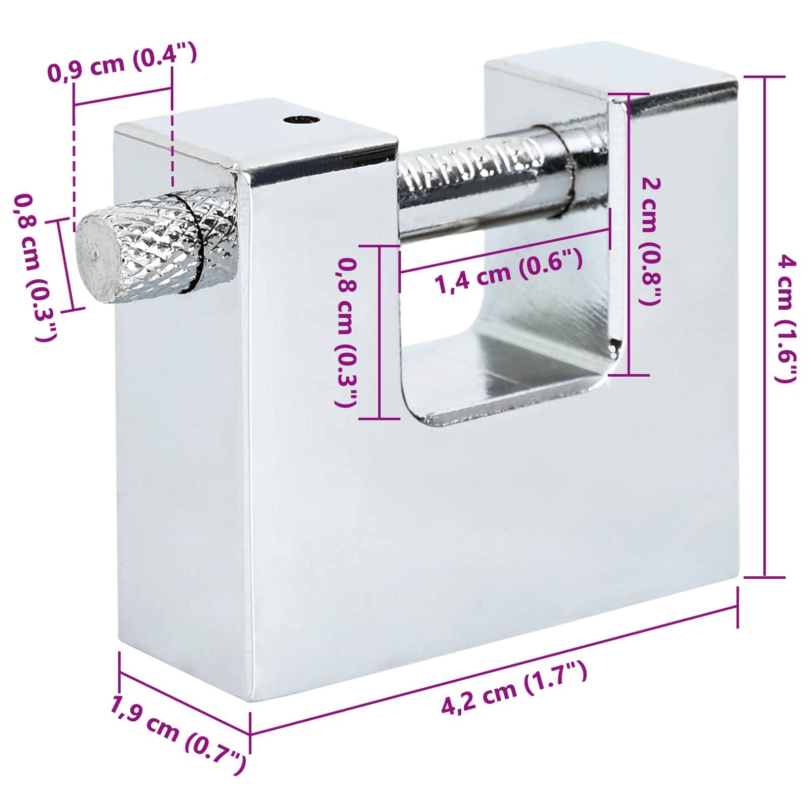 Rechteckiges silbernes Vorhängeschloss mit beschrifteten Abmessungen: 0,9 cm, 0,8 cm, 1,4 cm, 2 cm, 4 cm, 1,9 cm, 4,2 cm, zeigt Messungen in Zoll und Zentimetern.