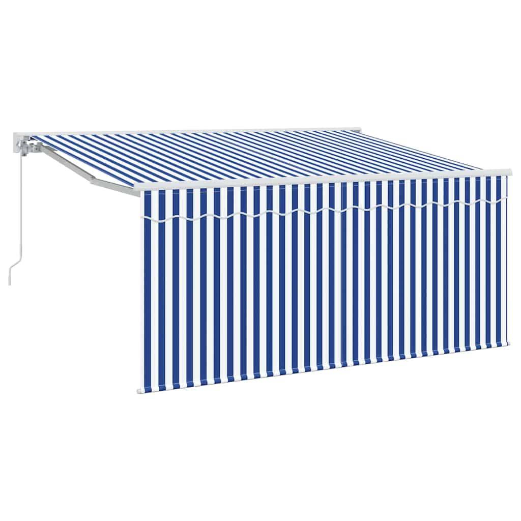 Blau-weiß gestreiftes ausfahrbares Markisensystem, das sich von einer Wand nach außen erstreckt.