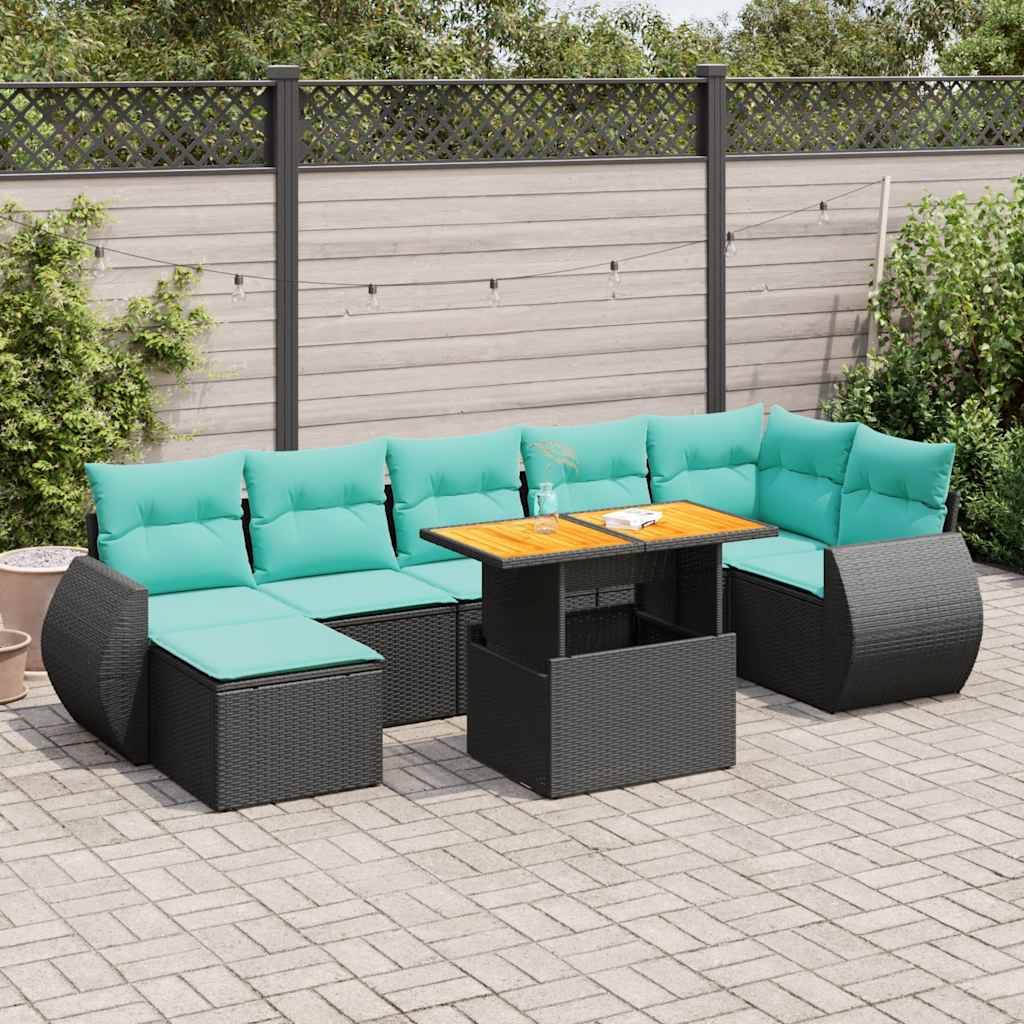 Outdoor-Terrassenmöbel-Set mit einem U-förmigen türkisfarbenen gepolsterten Sofa mit einem schwarzen Rattan-Feuergrill-Tisch, umgeben von einer Ziegelpflaster-Terrasse.