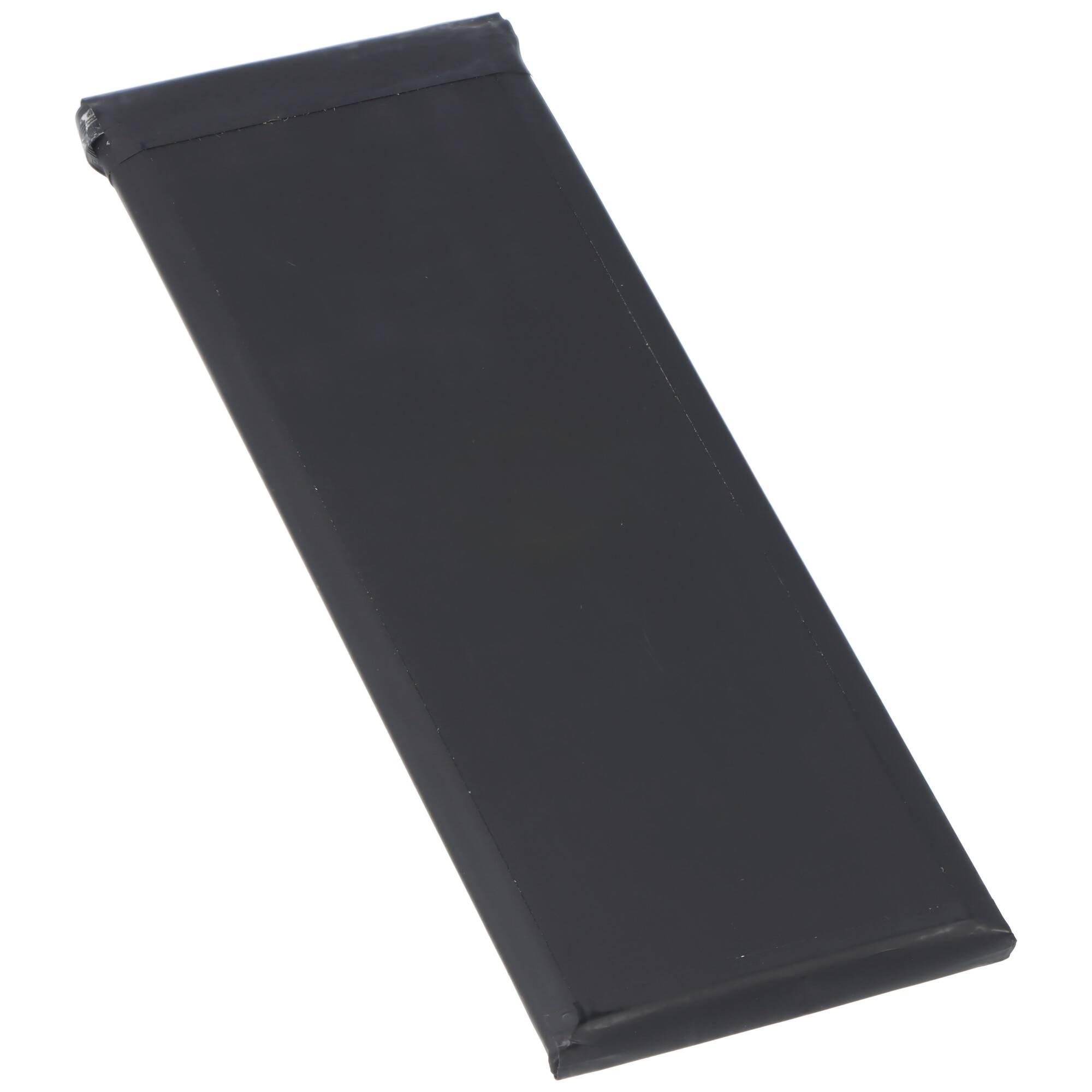 Ein flaches, rechteckiges, schwarzes Schokoladentafelenpapier.