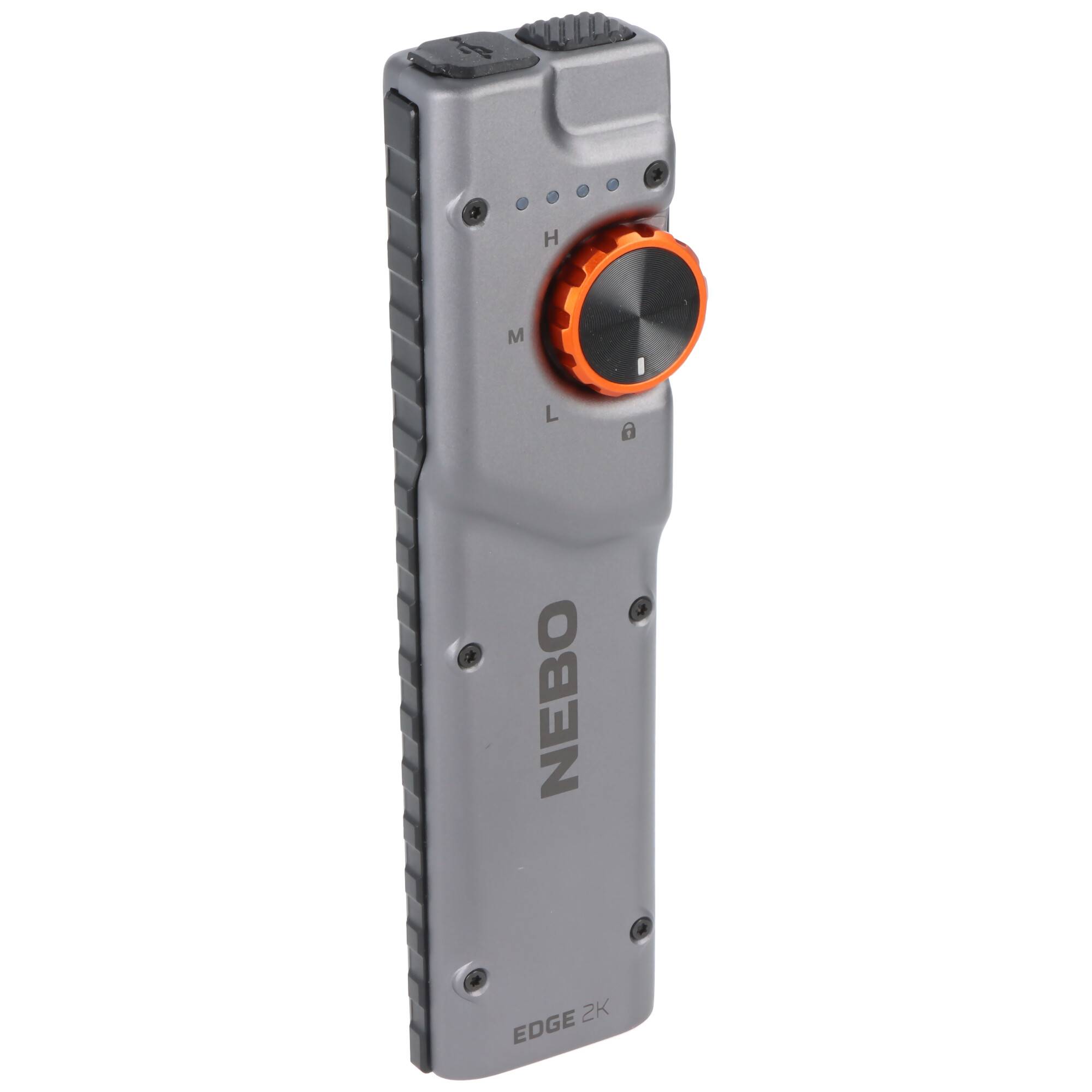 Eine tragbare, graue NEBO-Taschenlampe mit einem orangefarbenen Drehregler zur Helligkeitsregelung mit den Bezeichnungen „H