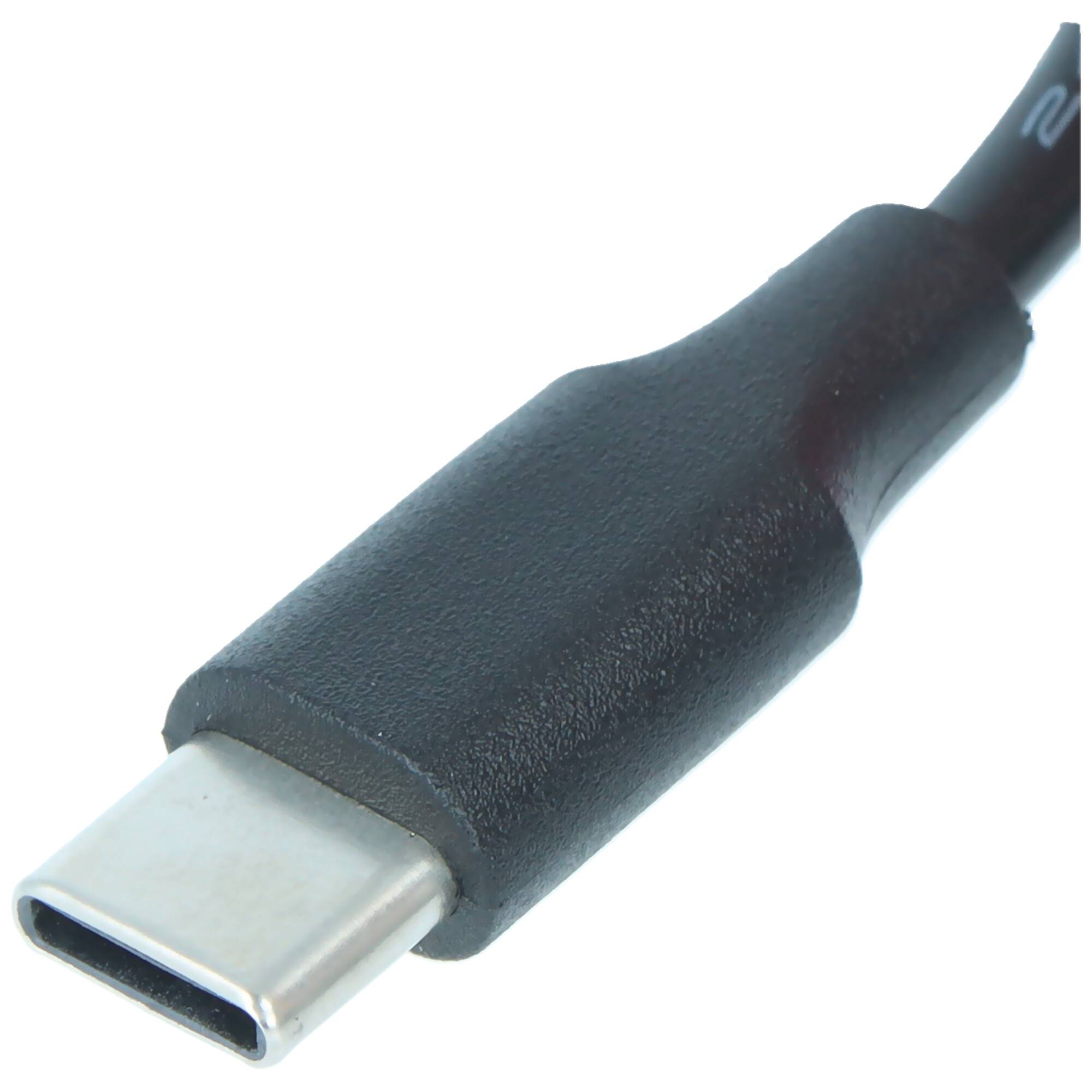 Ein Nahaufnahmebild eines schwarzen USB-C-Kabelendes, das sein umkehrbares Steckerdesign zeigt, wird zum Laden und zur Datenübertragung verwendet.