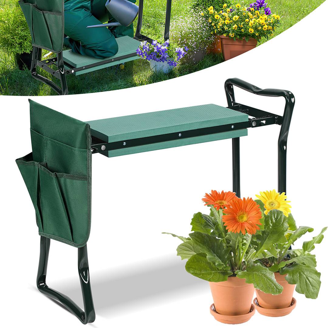 Grüner faltbarer Gartenkniebänker mit gepolstertem Sitz, seitlichen Werkzeugtaschen und Griff zur Unterstützung, gezeigt mit Blumentöpfen und einer Person beim Gärtnern.