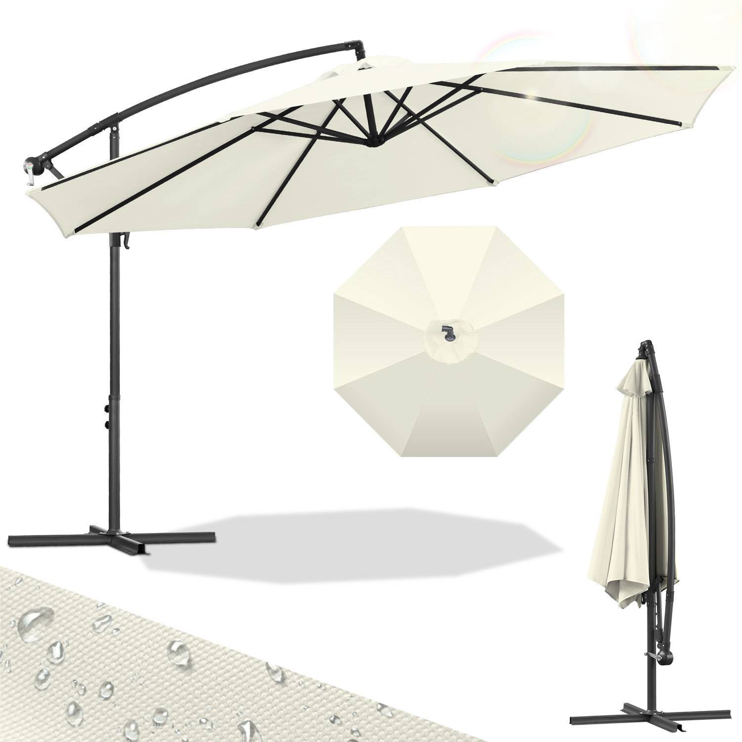 Ein verstellbarer beiger Terrassenschirm mit Metallständer, gezeigt offen, geschlossen und von oben betrachtet. Nahaufnahme der Stoffstruktur mit Wassertropfen.