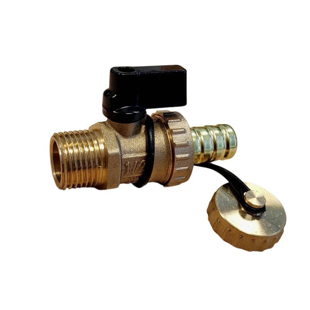 Messingschlauchverbinder mit schwarzem Hebelhahn und Kappe, entwickelt für Garten- oder Wasserversorgungsanwendungen, zeigt Gewinde- und Steckverbindungen.