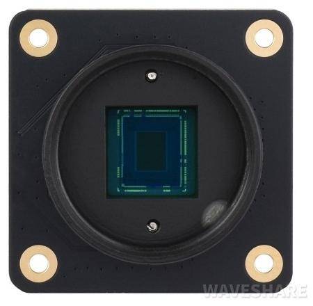 Nahaufnahme eines Kameramoduls mit einem quadratischen Sensor in der Mitte, montiert auf einer schwarzen Basis mit vier Befestigungslöchern in den Ecken.