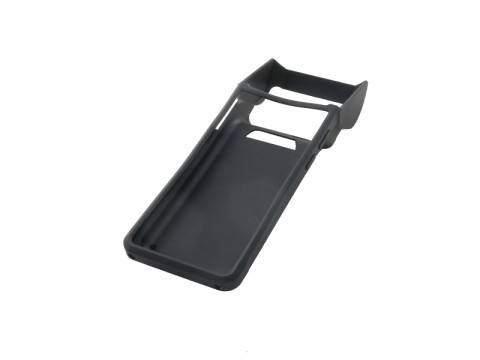 Schwarze Kunststoff-Mittelkonsolen-Tablett-Einsatz für das Auto mit erhöhtem Rand und Ausschnitten für ein Telefon oder kleine Gegenstände.