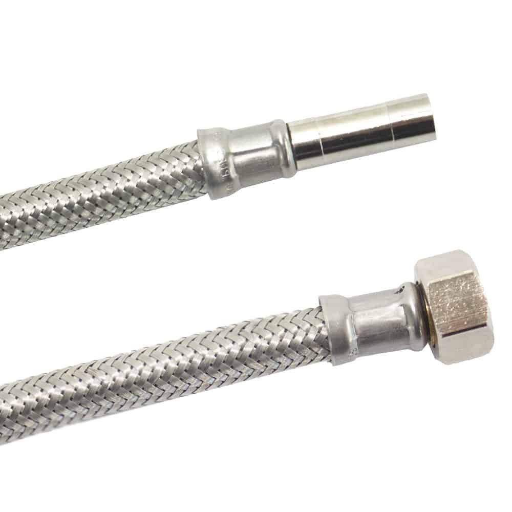 Flexibler geflochtener Edelstahl-Sanitärschlauch mit Metallverbindungsende und Sechskant-Verschraubung.