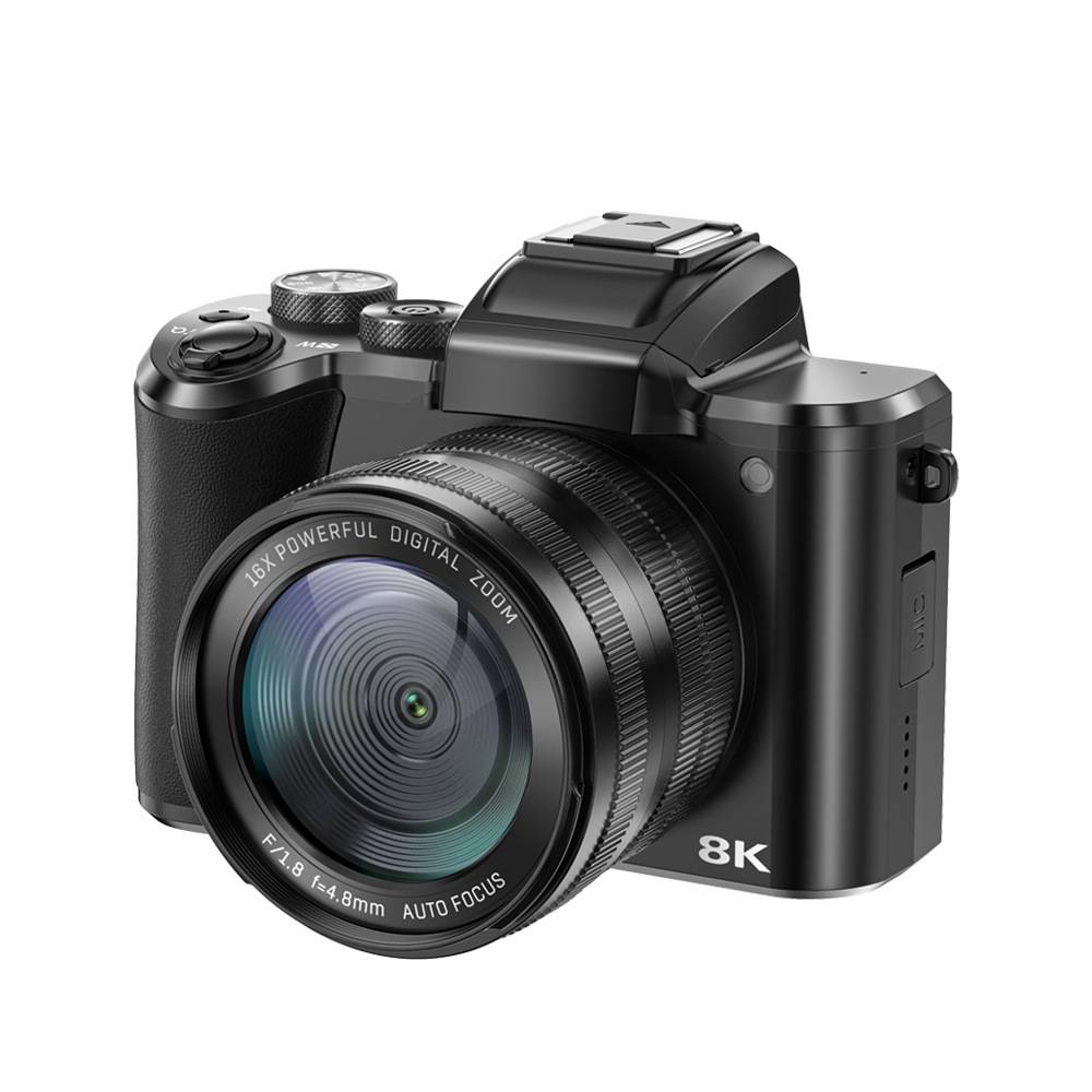 Eine schwarze digitale Kamera mit einer 8K-Bezeichnung, ausgestattet mit Autofokus und 16-fach starkem digitalem Zoom. Das Objektiv zeigt „4,8mm AUTOFOKUS