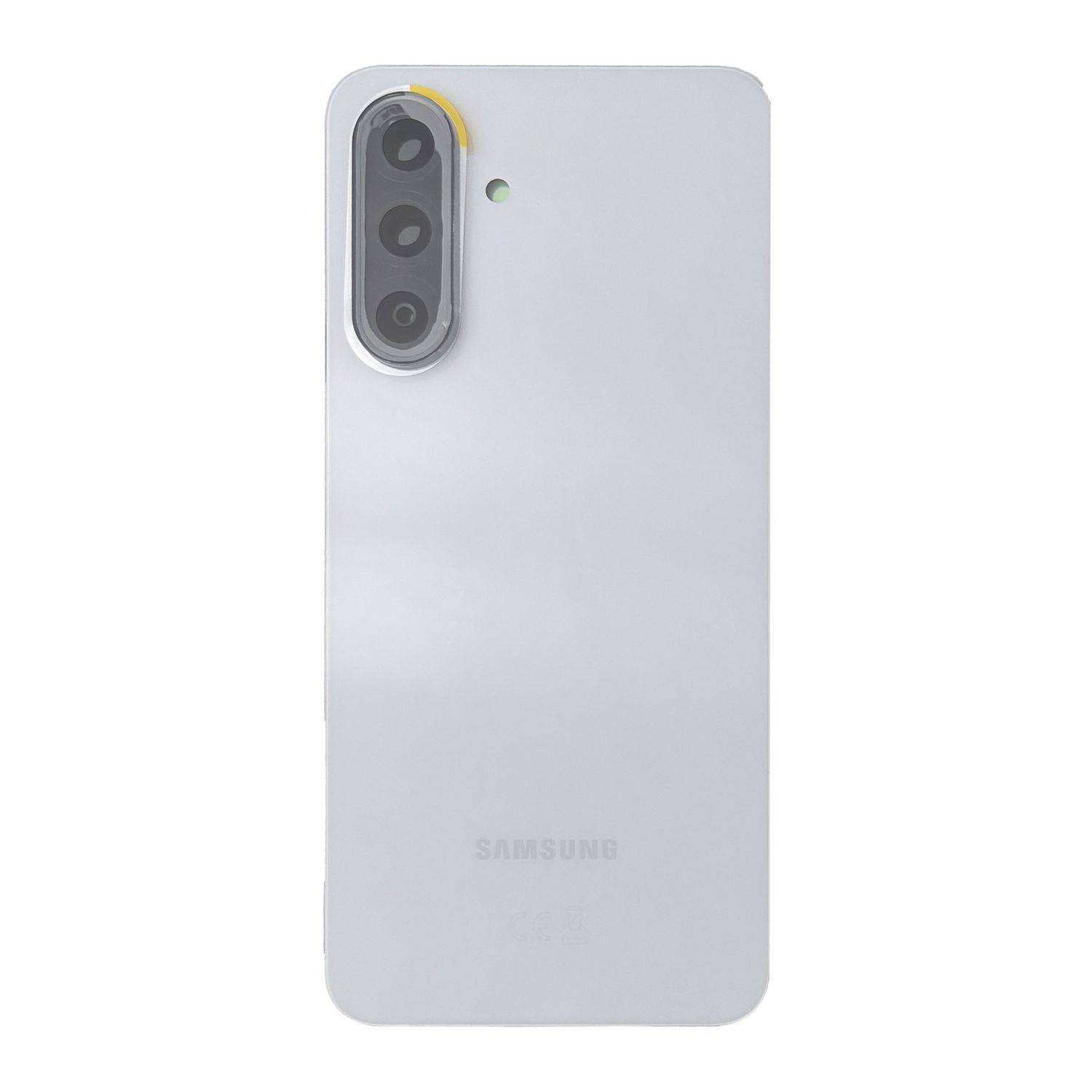 Ein weißes Samsung-Smartphone mit dreifacher Rückkamera und einem LED-Blitz in der oberen linken Ecke der Rückseite.