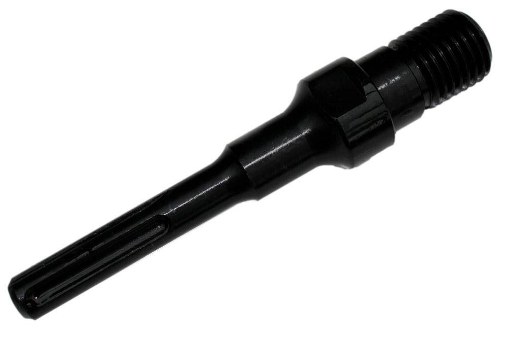 Nahaufnahme eines schwarzen Sechskant-Schaftbohrers auf weißem Hintergrund, die sein verjüngtes Ende und seine Nuten zeigt.