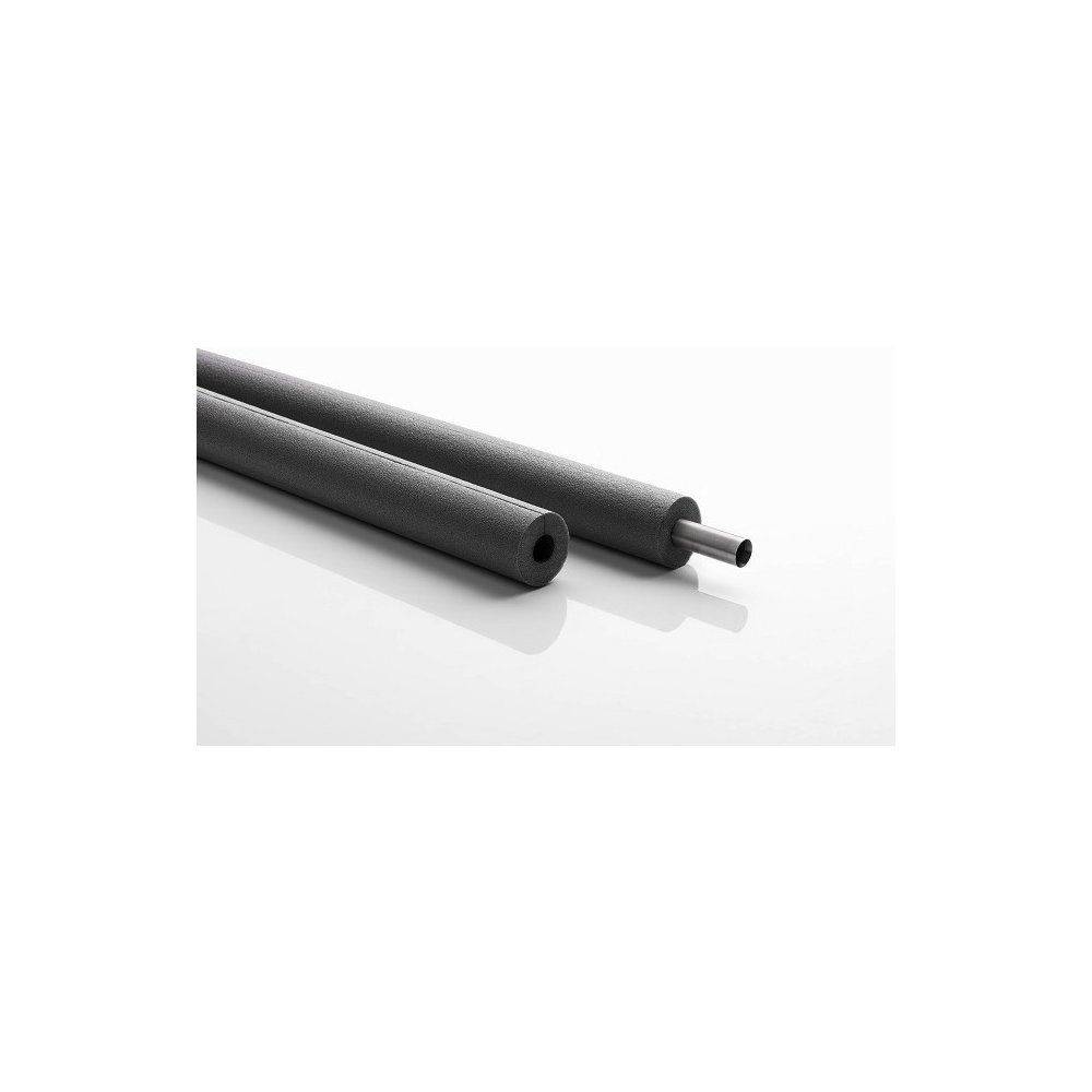 Zwei lange zylindrische Schaumdämmröhren auf einer weißen Oberfläche, eine mit einem sichtbaren kleineren Rohr im Inneren, werden zur Rohrdämmung verwendet.