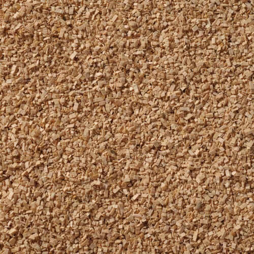 Nahaufnahme von gleichmäßig geschnittenen Korkgranulaten.