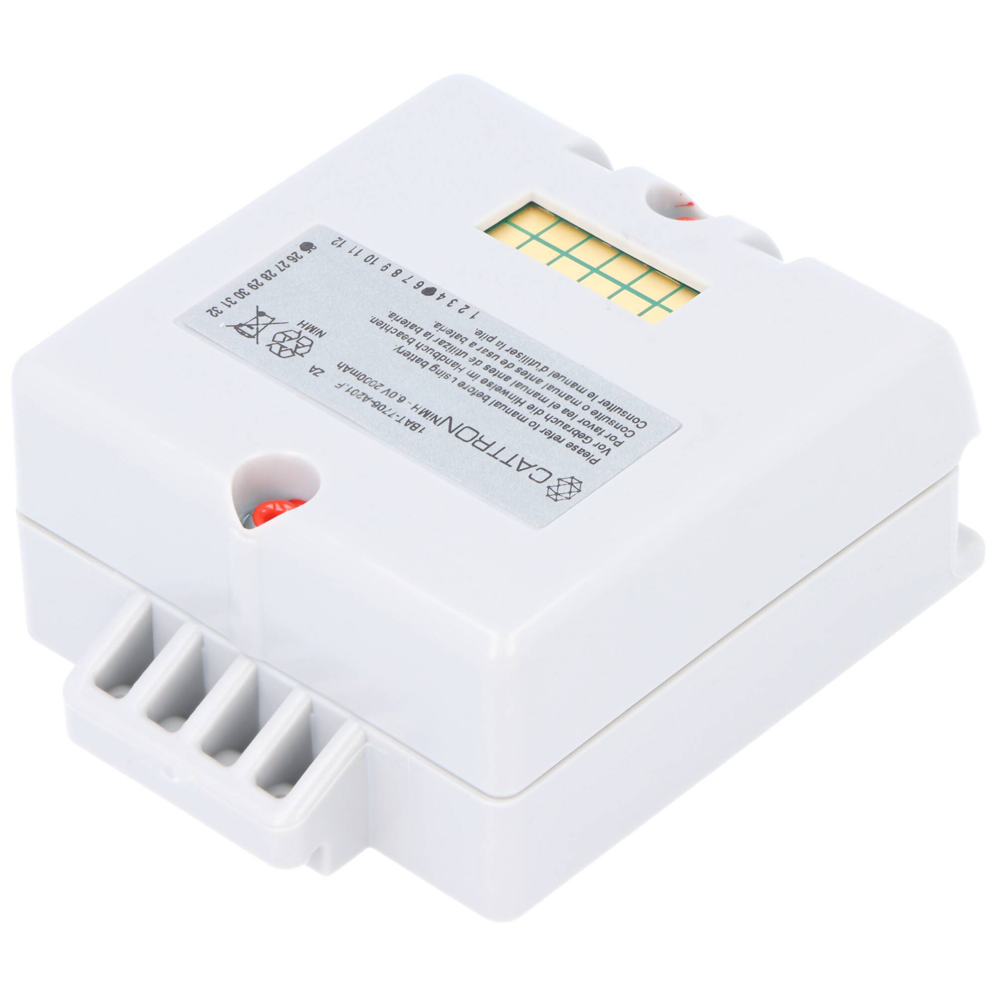Ein weißes elektronisches Gerät, wahrscheinlich ein kleines Netzteil oder Wandler, mit einem Barcode und Anschlussklemmen auf seiner Oberfläche.