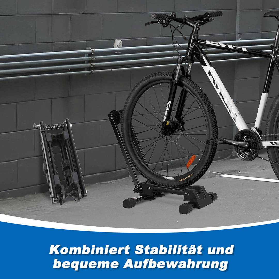 Mountainbike auf einem Bodenständer in einem garagenähnlichen Raum, mit zusammengeklapptem Metallregal daneben; deutscher Text sagt „Kombinierte Stabilität und praktische Lagerung".