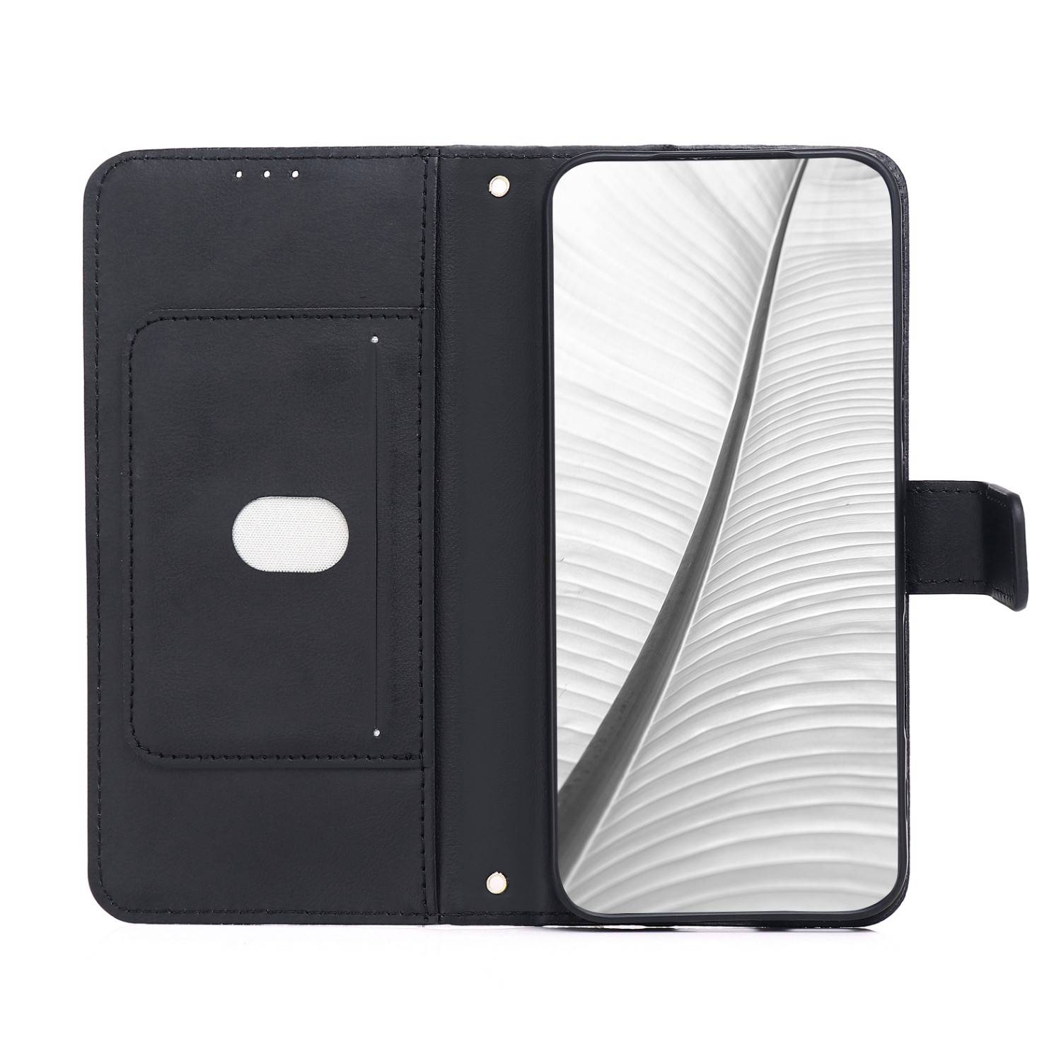 Schwarzes Leder-Handyhülle geöffnet, zeigt ein Smartphone im Inneren. Der Handybildschirm zeigt eine Nahaufnahme einer weißen, strukturierten Oberfläche.