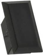 Ein schwarzer, rechteckiger keilförmiger Türkeil, angewinkelt zum Offenhalten einer Tür.