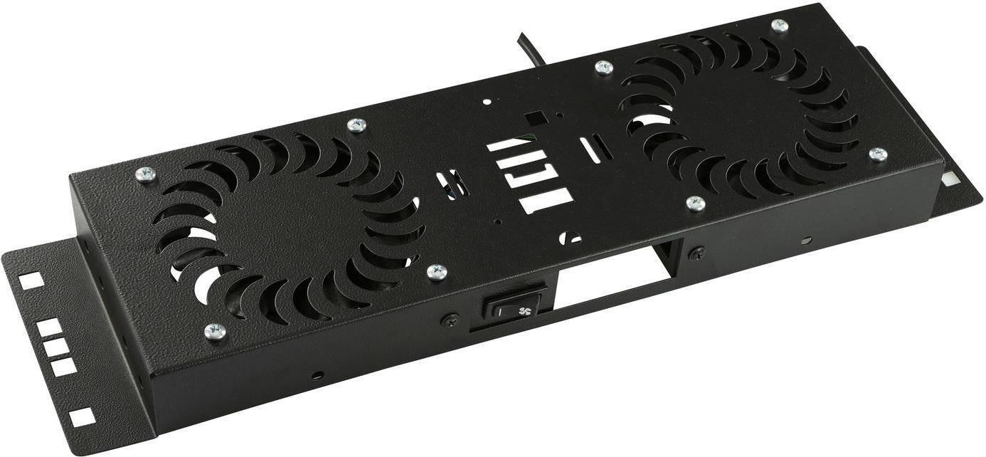 Ein schwarzes, in ein Rackgestell einbaubares Stromverteilgerät mit Kühlungsöffnungen, Befestigungslöchern und einem sichtbaren Schalter für elektrische Verbindungen.