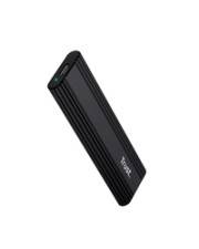 Ein schwarzes rechteckiges externes Solid-State-Drive mit strukturierter Oberfläche und einem USB-C-Anschluss oben.