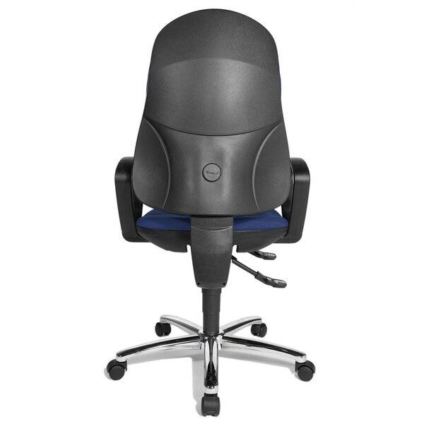 Schwarzer ergonomischer Bürostuhl mit blauem Sitzkissen, Armlehnen und verchromter Fünf-Rollen-Basis, von hinten dargestellt.