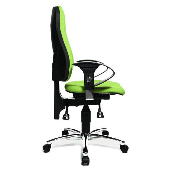 Seitenansicht eines grün-schwarzen ergonomischen Bürostuhls mit Armlehnen, verstellbarem Sitz und Rollen auf Chrombasis vor weißem Hintergrund.