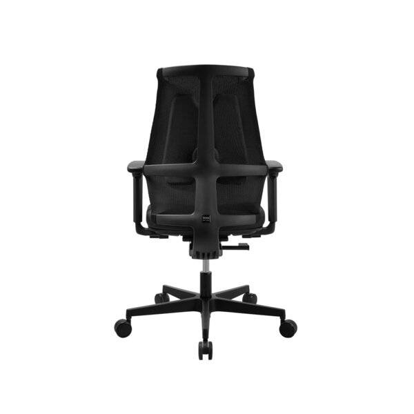 Schwarzer ergonomischer Bürostuhl von hinten auf weißem Hintergrund gezeigt, mit Armlehnen, Netzrückenlehne und fünfrädrigem Fuß.