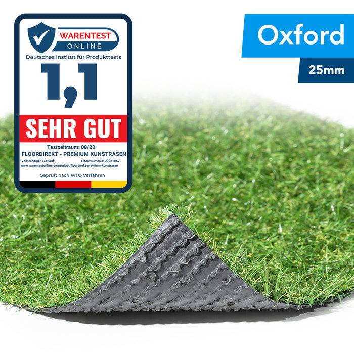 Nahaufnahme von Kunstrasen mit der Bezeichnung „Oxford 25mm