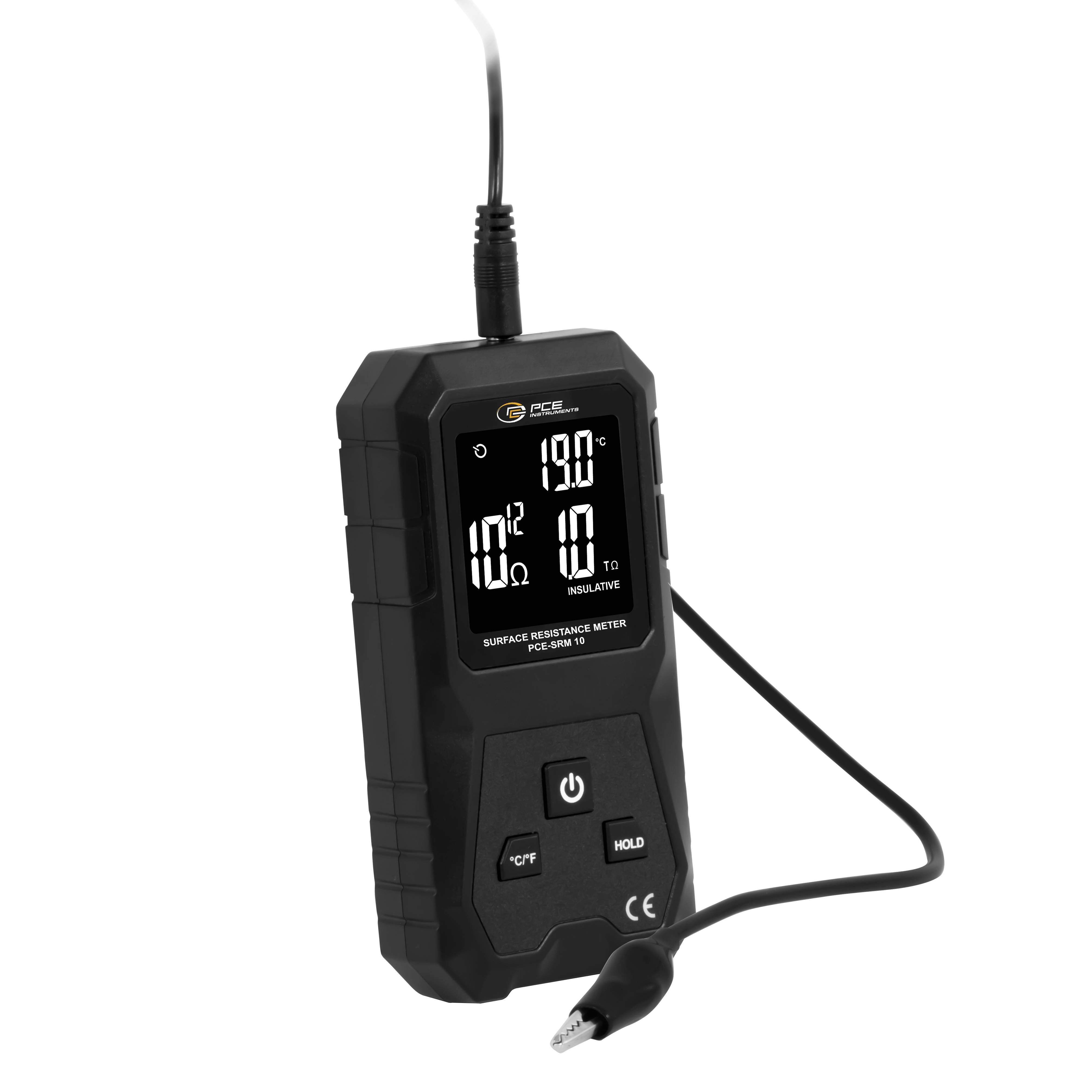 Oberflächenwiderstandsmessgerät' mit Anzeige von '19,0 MΩ' und angeschlossenen Messspitzen, verwendet zur Messung des elektrischen Widerstands.