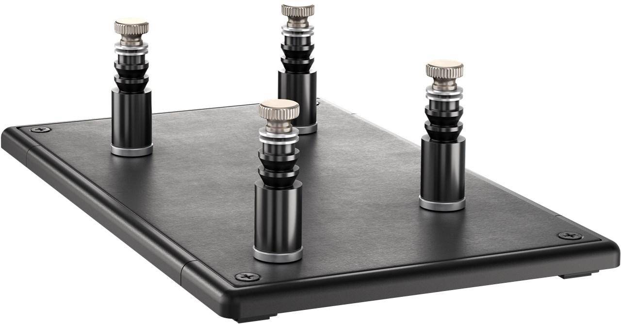 Eine schwarze Metallplattform mit vier verstellbaren, zylindrischen Stützen mit zahnradähnlichen Oberteilen, die zur Präzisionsnivellierung oder zum Ausgleichen verwendet werden.