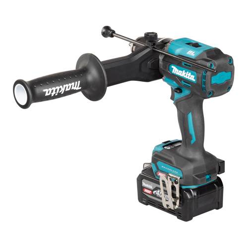 Ein blau-schwarzer schnurloses Elektro-Bohrmaschine mit Seitenhaltegriff, mit dem Markennamen in Weiß auf dem Griff.