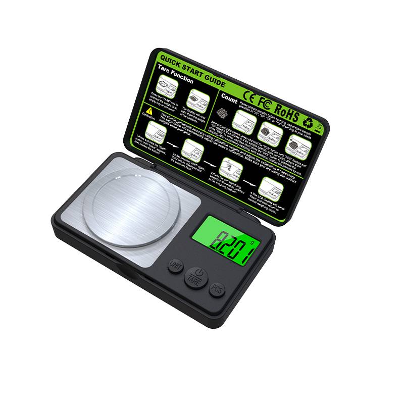 Eine kompakte digitale Waage mit einer silbernen Plattform und einem offenen Deckel, auf dem eine 