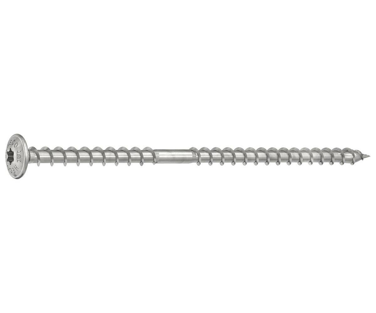 Eine lange metallische, spiralförmig gewindete Stange mit einer Kupplung in der Mitte, vor einem schlichten weißen Hintergrund.