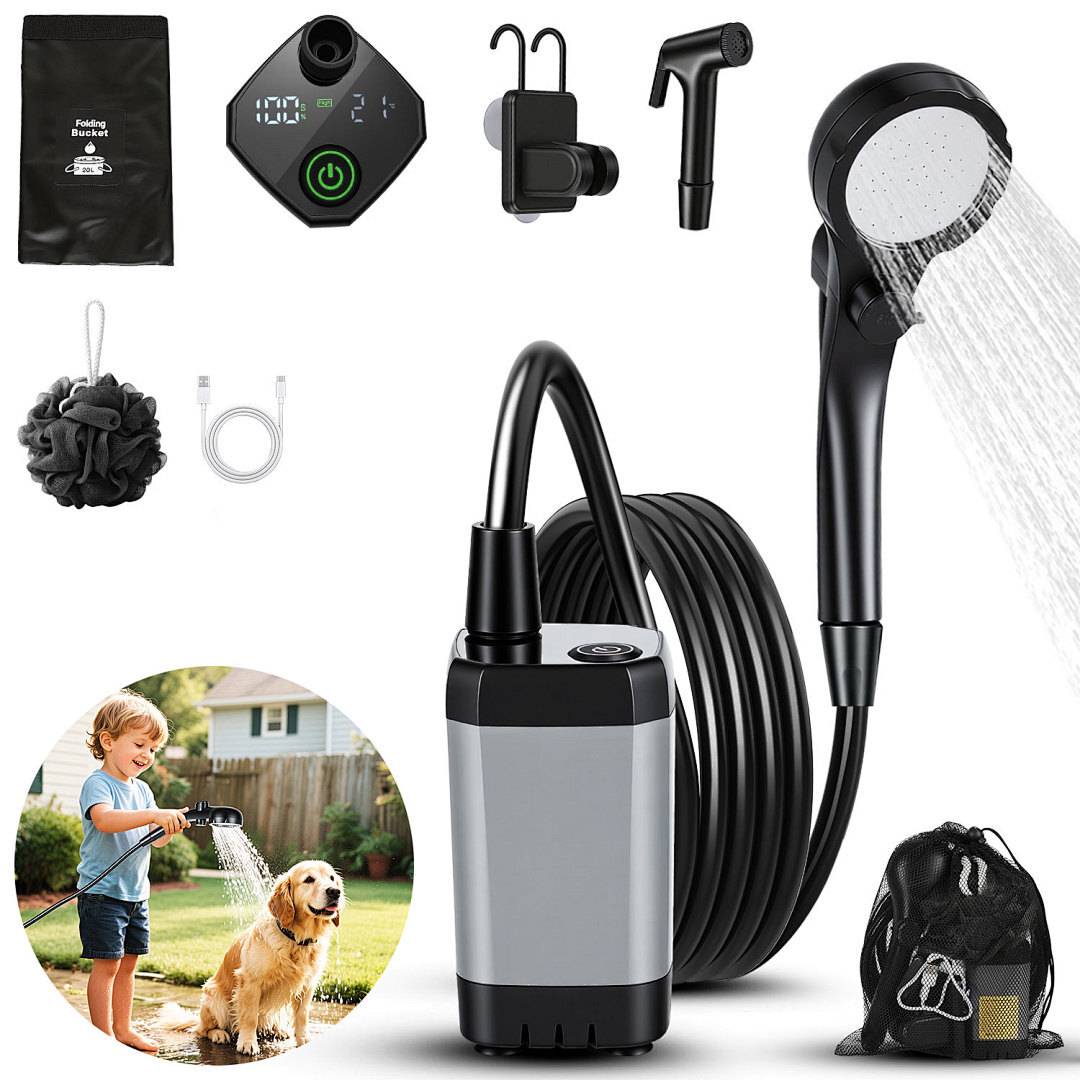 Tragbares Haustierduschenset mit Wasserpumpe, digitaler Steuerung, Sprühdüse, USB-Kabel, Tasche und Badeschwamm. Kind wäscht einen Hund im Freien.