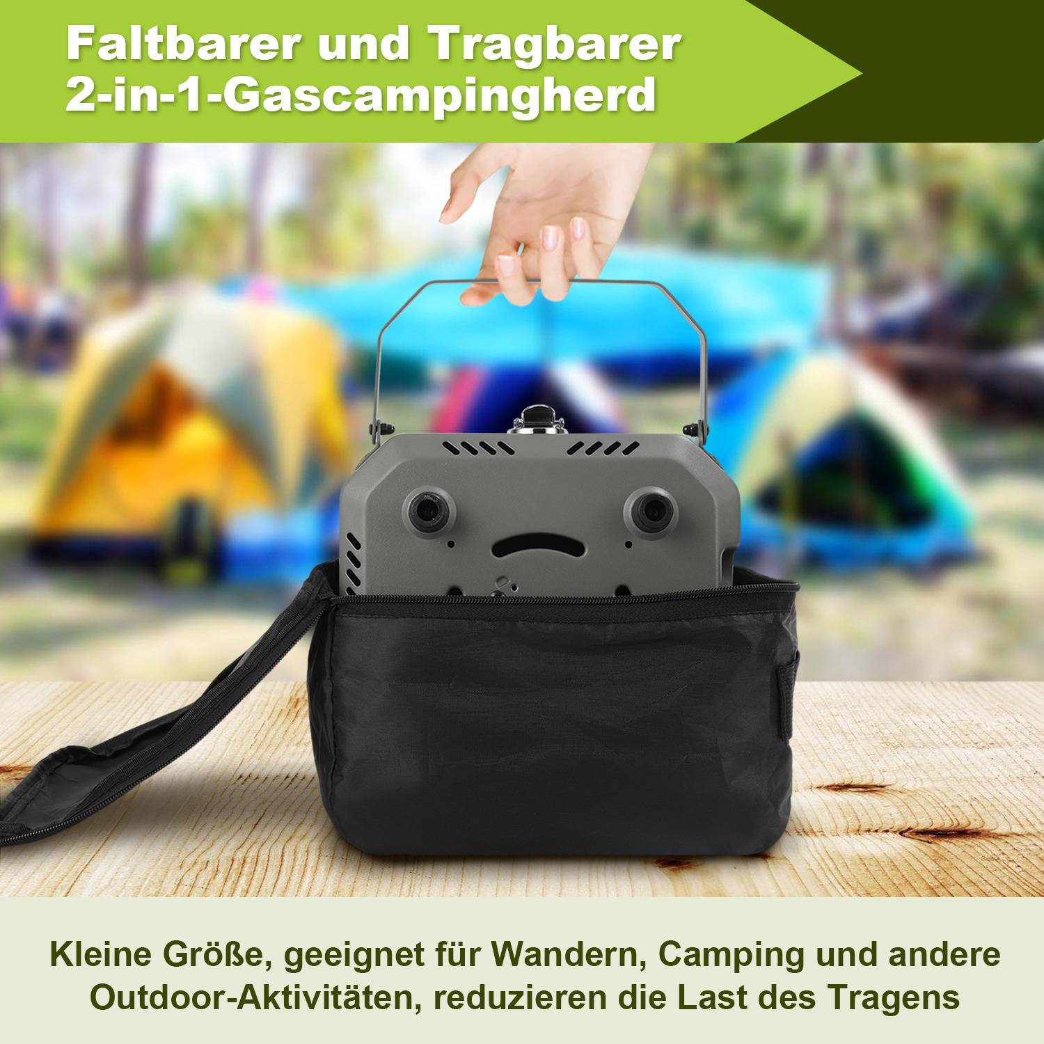Eine Hand hält einen tragbaren 2-in-1-Gaskocher mit Tragetasche auf einem Campingplatz. Ideal für Wander- und Campingaktivitäten.